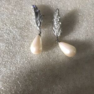 Elegant Silver and Cream Drop Earrings